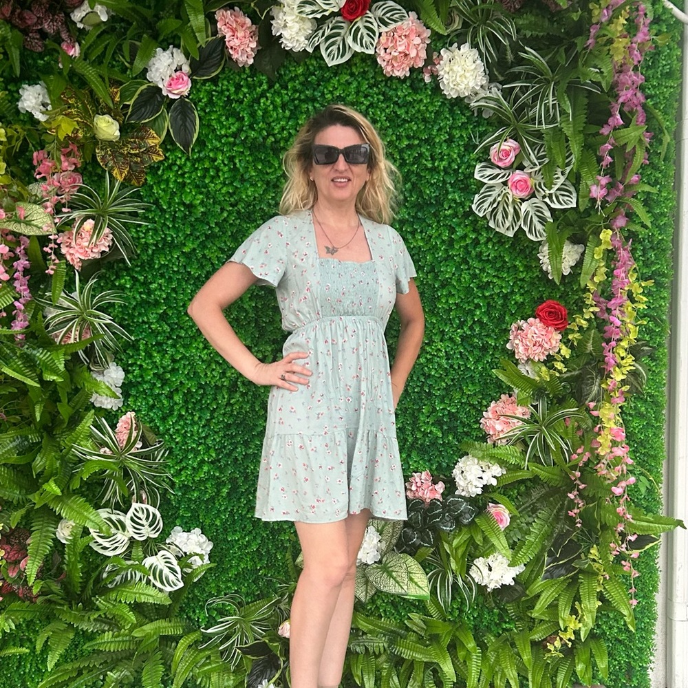 Summer Lightweight Floral Dress - small
